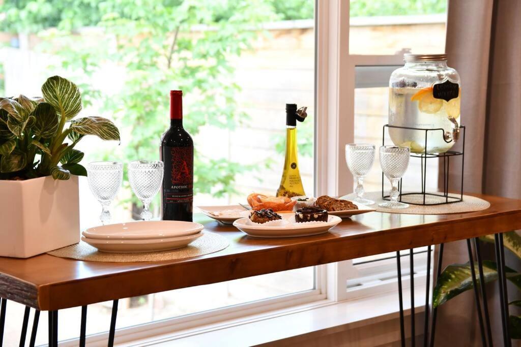 Jardin Suites Highfield Монктън Екстериор снимка