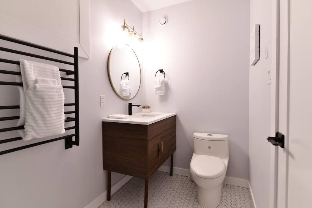 Jardin Suites Highfield Монктън Екстериор снимка